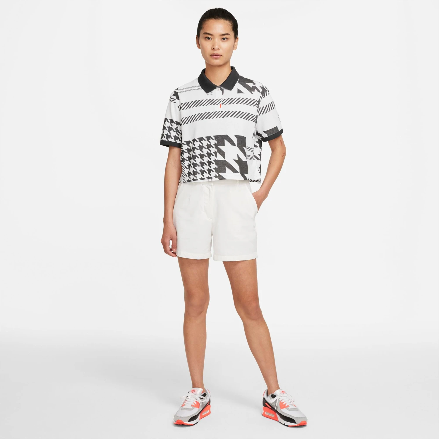 Nike Women's Plaid Golf Polo White/black 4 Nike Women's Plaid Golf Polo White/black - Image 2