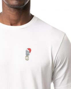 TravisMathew Men's Wrap It Up Golf T-Shirt White -Golf Apparel Sales Shop unnamed file 3111