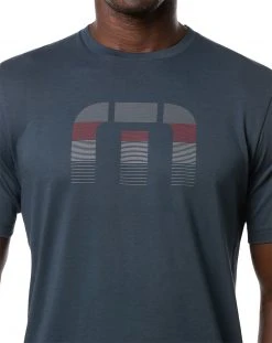 TravisMathew Men's Hypnautic Golf T-Shirt Insignia -Golf Apparel Sales Shop unnamed file 5547